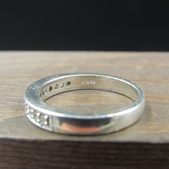 Size 6.75 Sterling Silver Cubic Zirconia Simple Band Ring Vintage - Picture 5 of 8